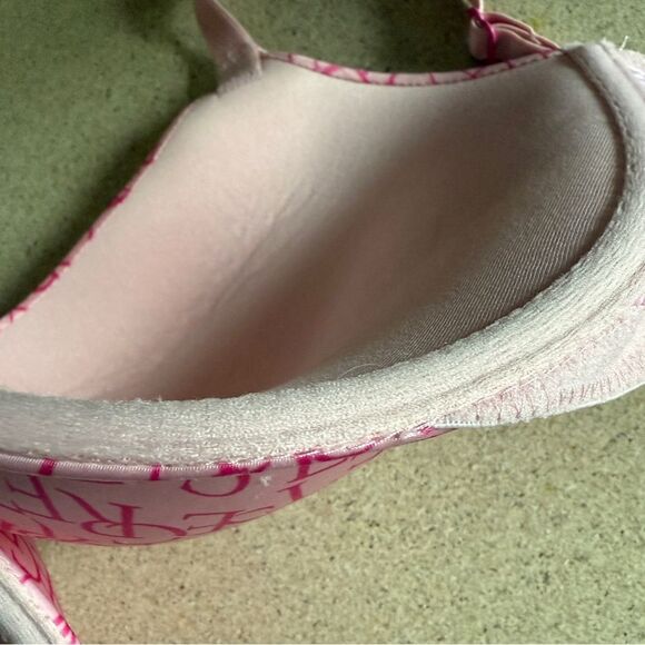 Victoria's Secret Logo Pink Push-up Bra Size 34DDD - Picture 11 of 12